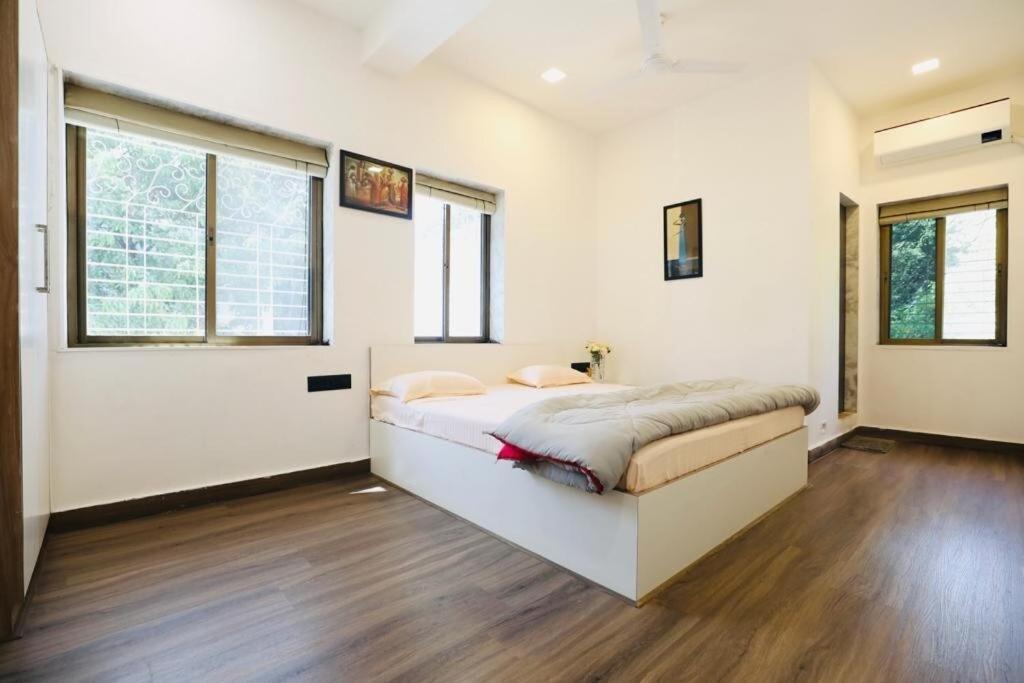 Pineapple Stay Khopoli Exteriör bild